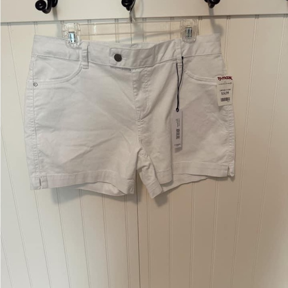 NWT white shorts